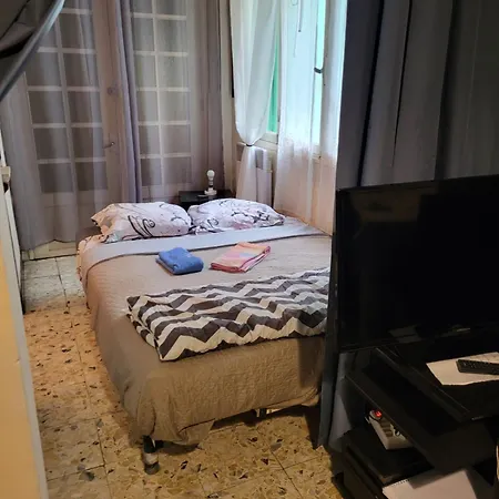Apartmán 2 Pieces Pour 4 Personnes Proche Tram